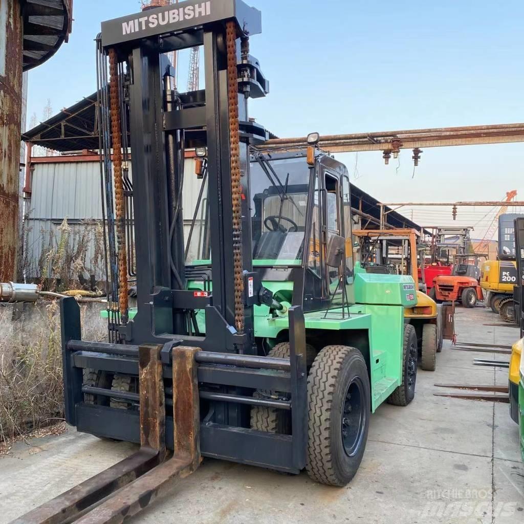 Mitsubishi FD 160 Teleskopik yükleyiciler