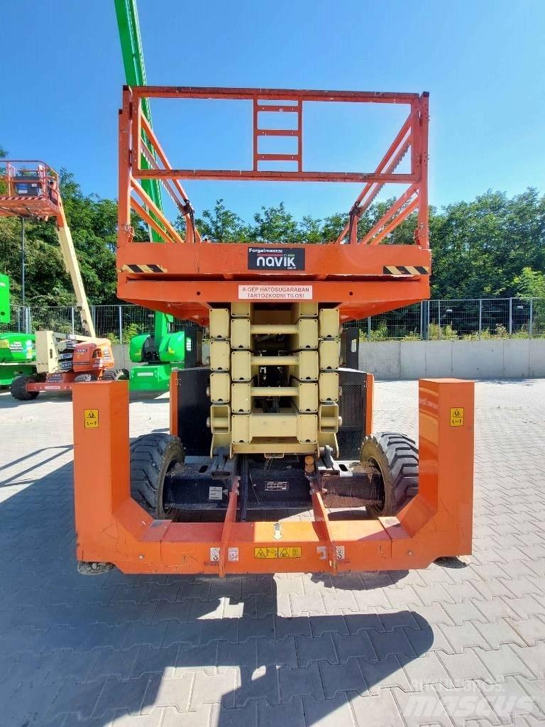 JLG 530 LRT Makasli platformlar