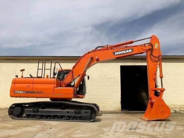 Doosan dx225 Paletli ekskavatörler