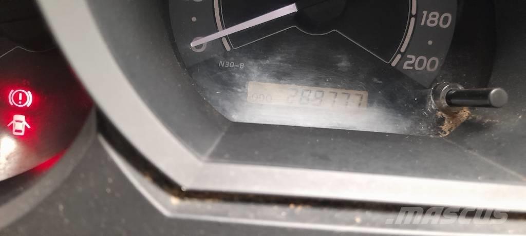 Toyota Hilux Belediye / genel amaçli araçlar