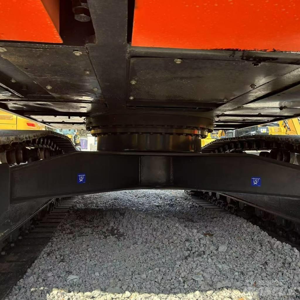 Doosan 225LC-9c Paletli ekskavatörler
