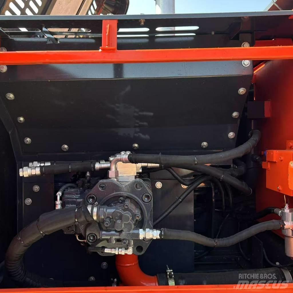 Doosan 225LC-9c Paletli ekskavatörler