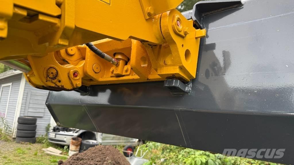 Avant Maxload 950 Mini yükleyiciler