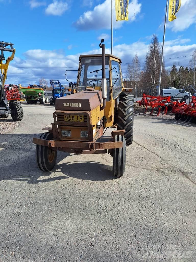 Valmet 702 Traktörler