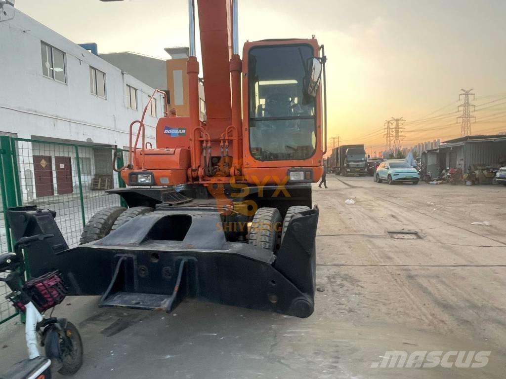Doosan DH210W-7 Lastik tekerli ekskavatörler