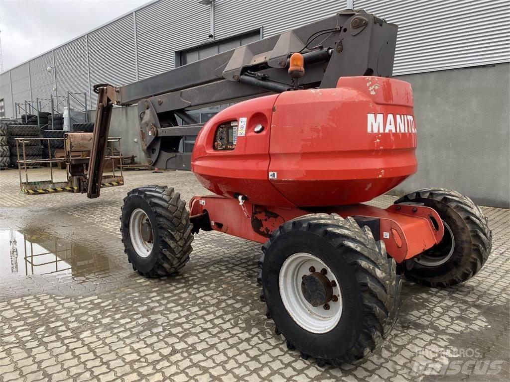 Manitou 200ATJ Körüklü personel platformları
