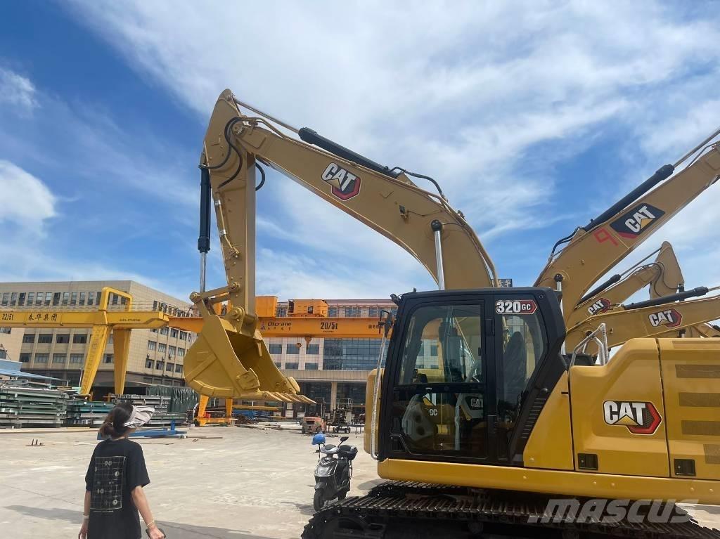 CAT 320GC Paletli ekskavatörler