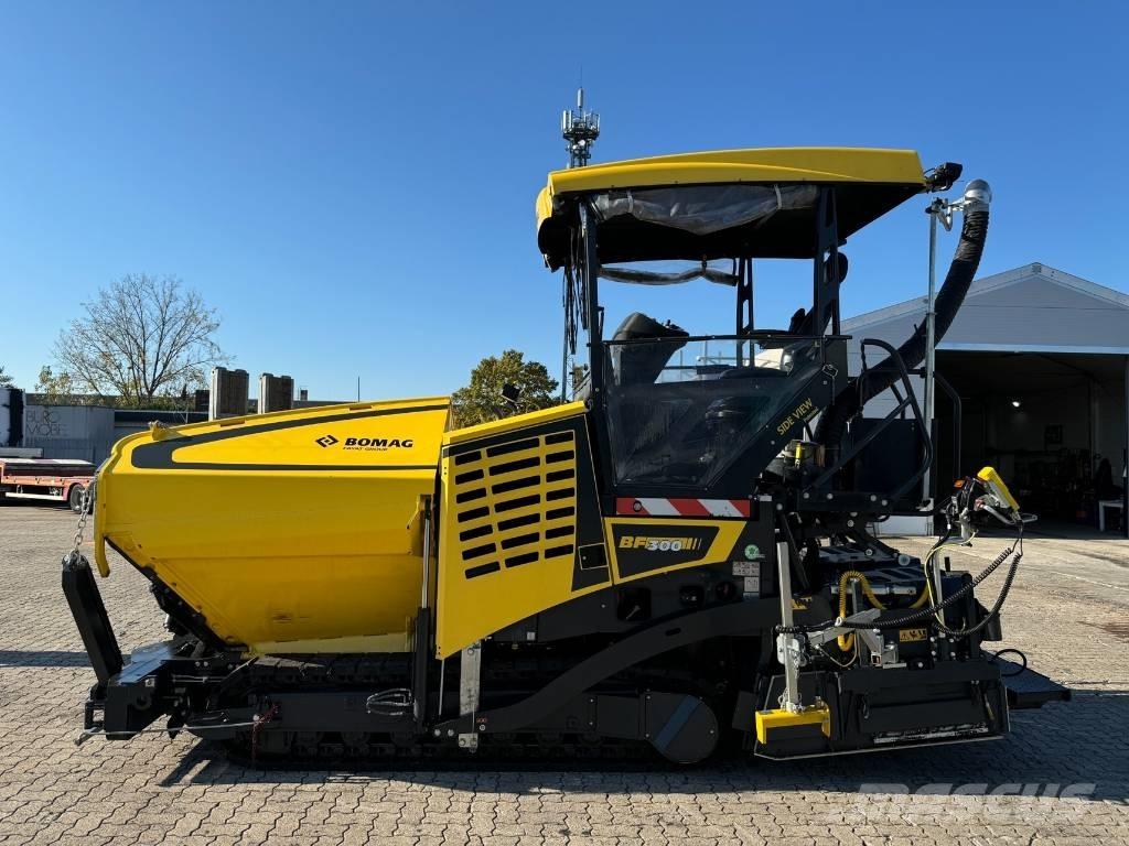 Bomag BF 300 C-2 Asfalt sericiler