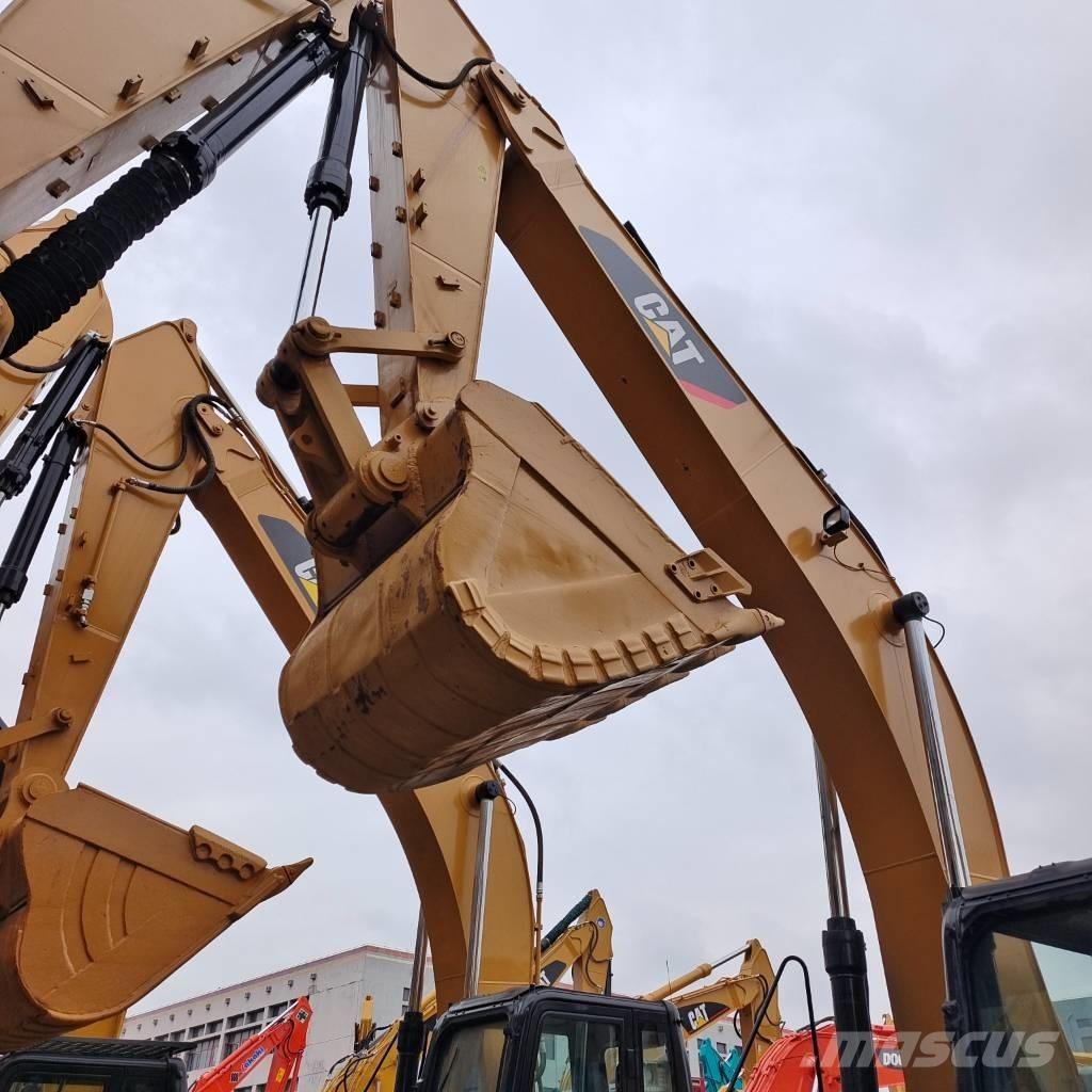 CAT 325 D Paletli ekskavatörler