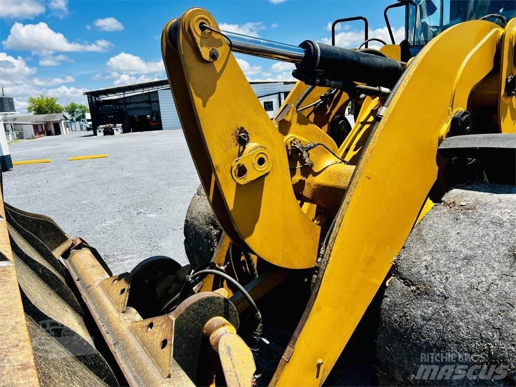 CAT 938 M Tekerlekli yükleyiciler
