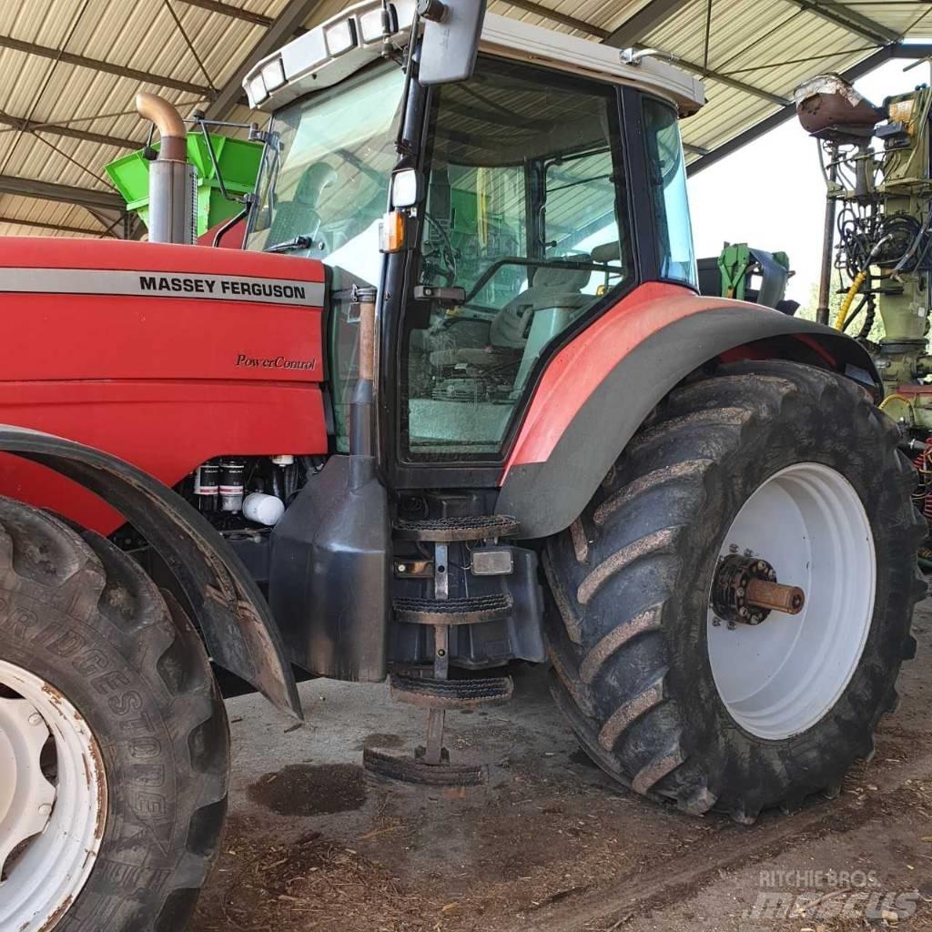 Massey Ferguson 8260 Traktörler