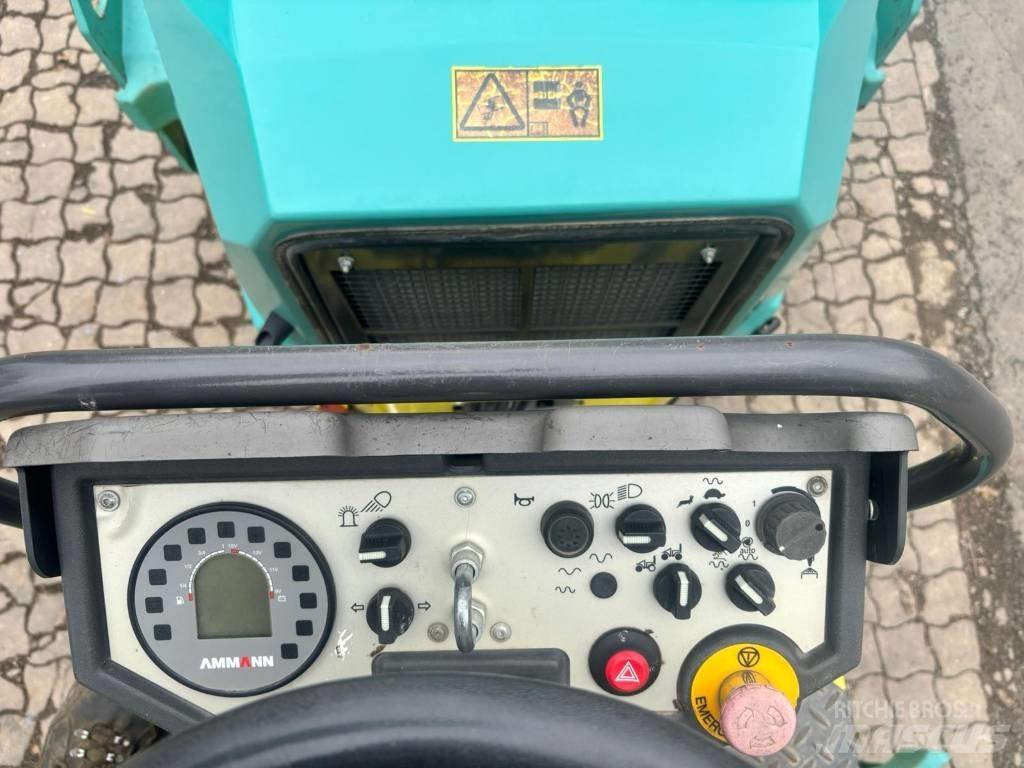 Ammann ARX 26 Çift tamburlu silindirler