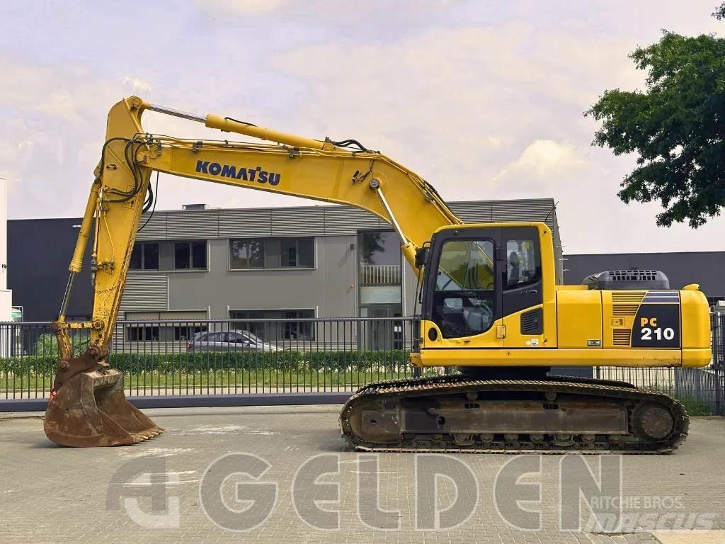 Komatsu PC210 LC-8 Paletli ekskavatörler