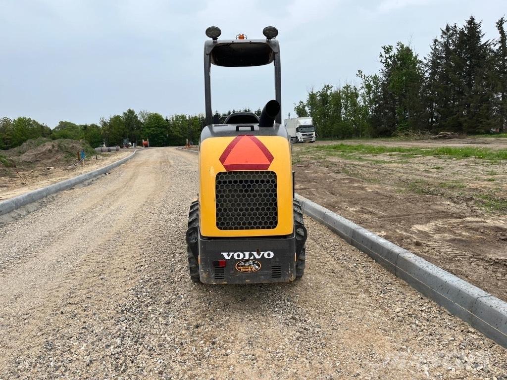 Volvo SD 25 Çift tamburlu silindirler