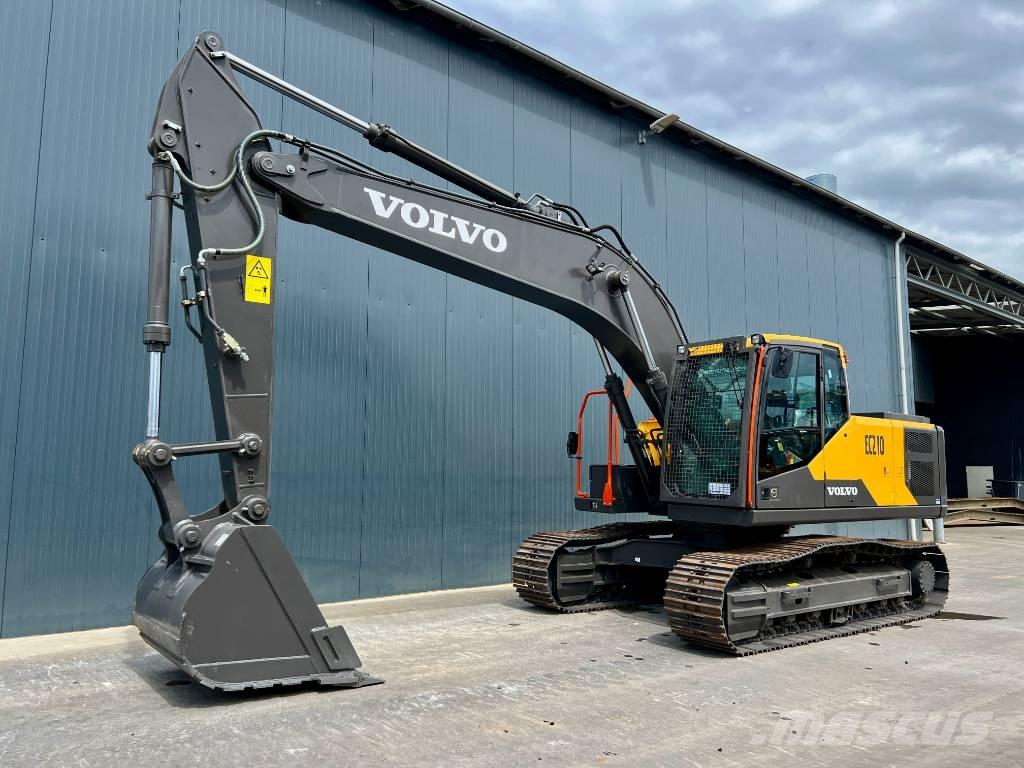 Volvo EC210 Paletli ekskavatörler