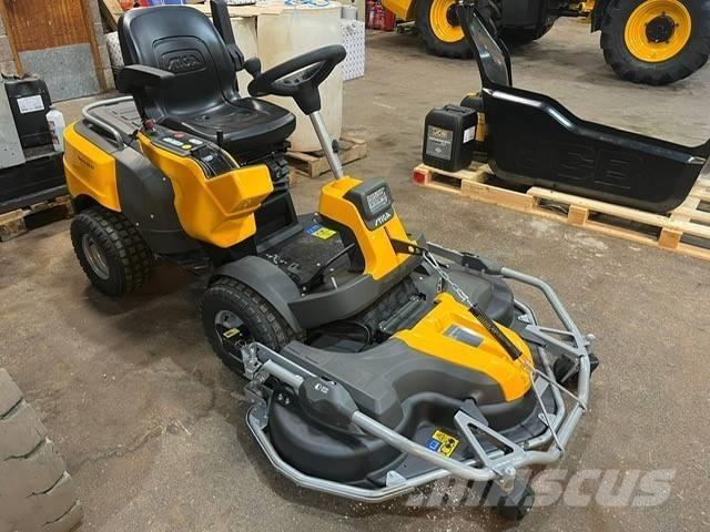 Stiga PARK PRO 900WX Mobil çim biçme makineleri
