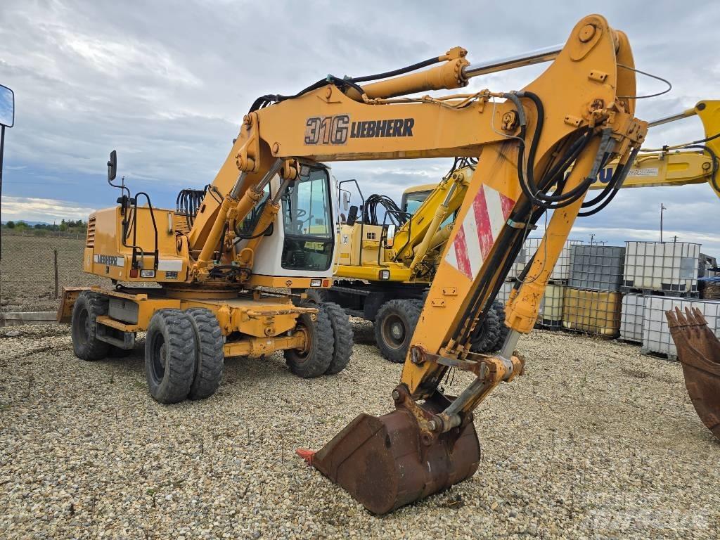 Liebherr A 316 Lastik tekerli ekskavatörler