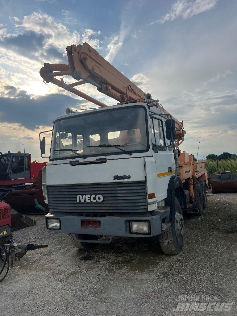 Iveco 330-36 H Damperli kamyonlar