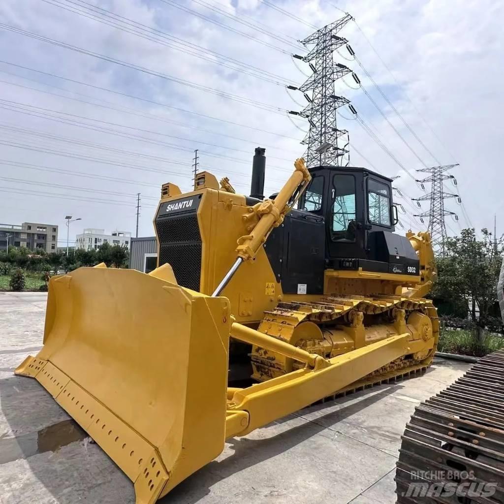 Shantui SD 32 Paletli dozerler