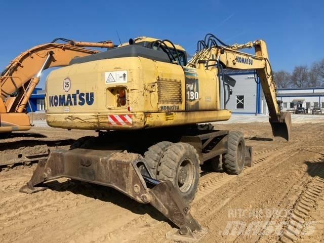 Komatsu PW 180-7K Lastik tekerli ekskavatörler