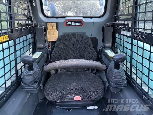 Bobcat T 76 Skid steer loderler