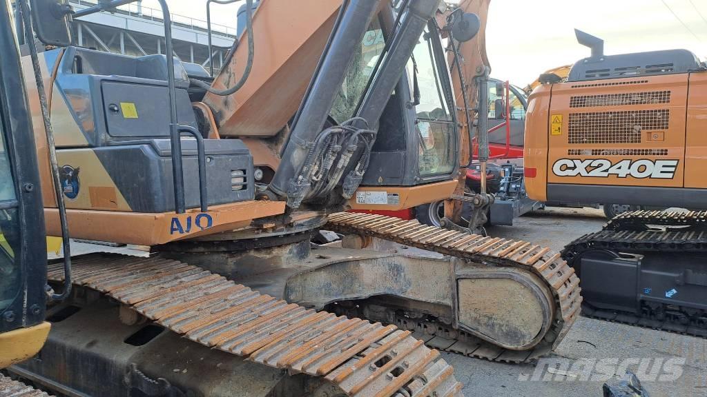 CASE CX 300 E Paletli ekskavatörler