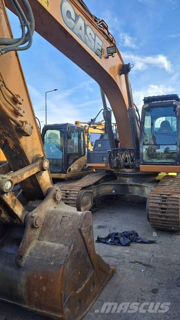 CASE CX 300 E Paletli ekskavatörler