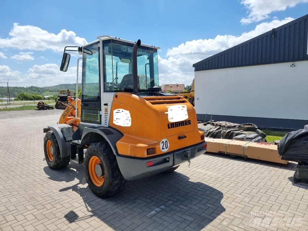 Liebherr L 506 Tekerlekli yükleyiciler
