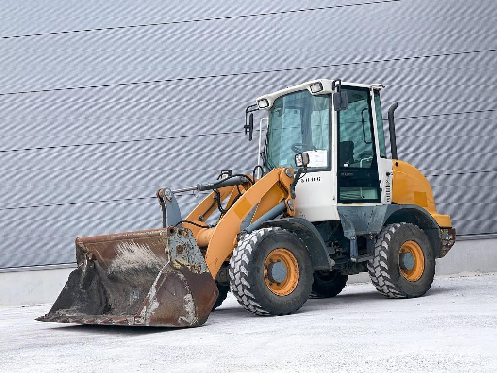 Liebherr L 506 Tekerlekli yükleyiciler