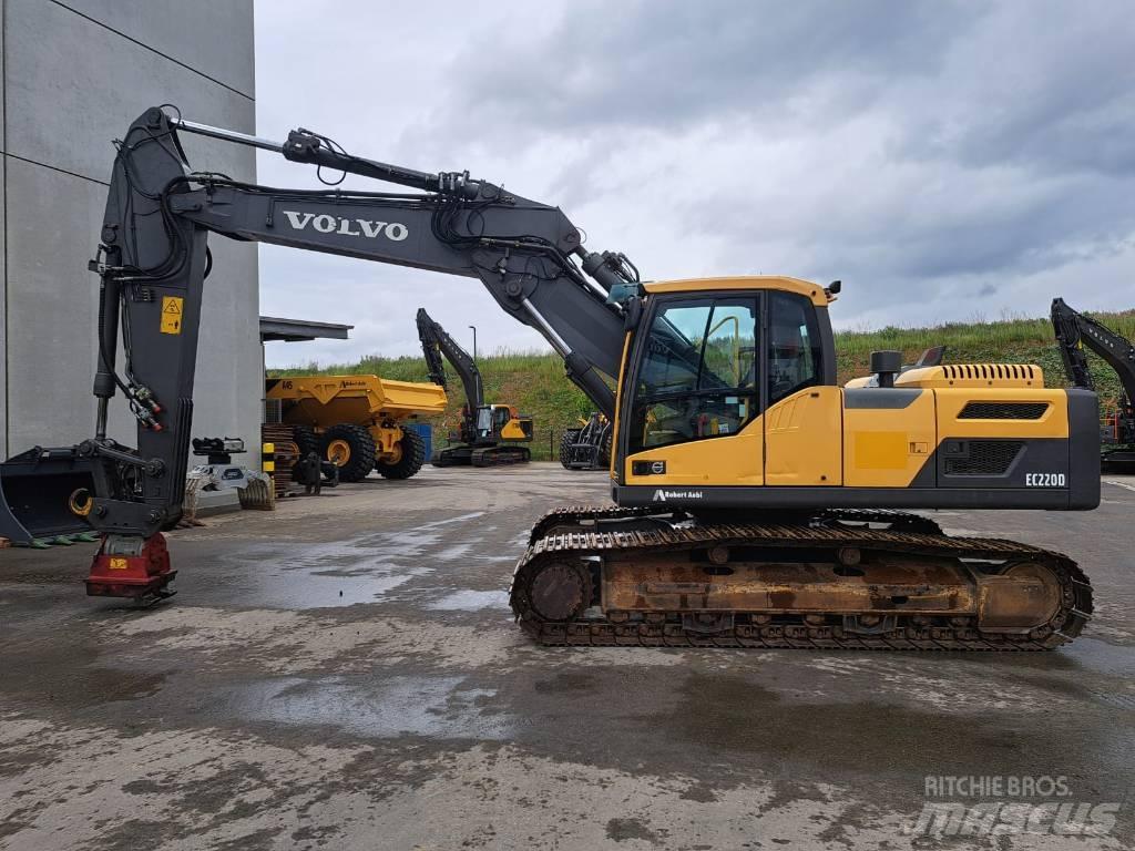 Volvo EC 220 DL Paletli ekskavatörler