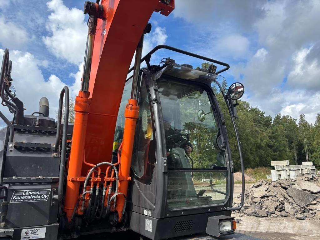 Hitachi ZX 140 W-6 Lastik tekerli ekskavatörler