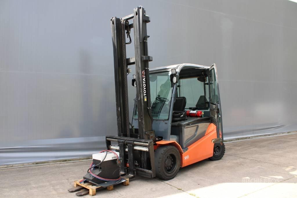 Toyota 8FBMT40 Elektrikli forkliftler
