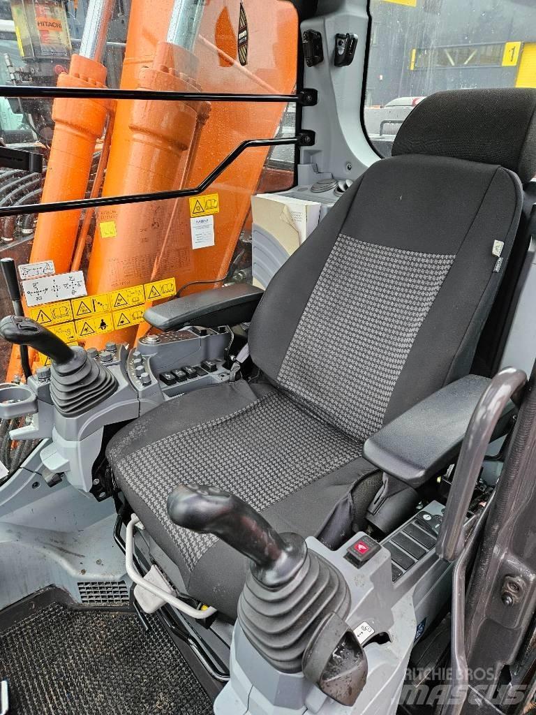 Hitachi ZX 135 US-7 Paletli ekskavatörler