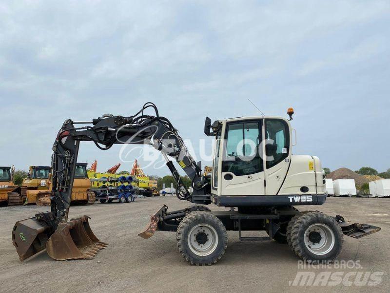 Terex TW95 Lastik tekerli ekskavatörler