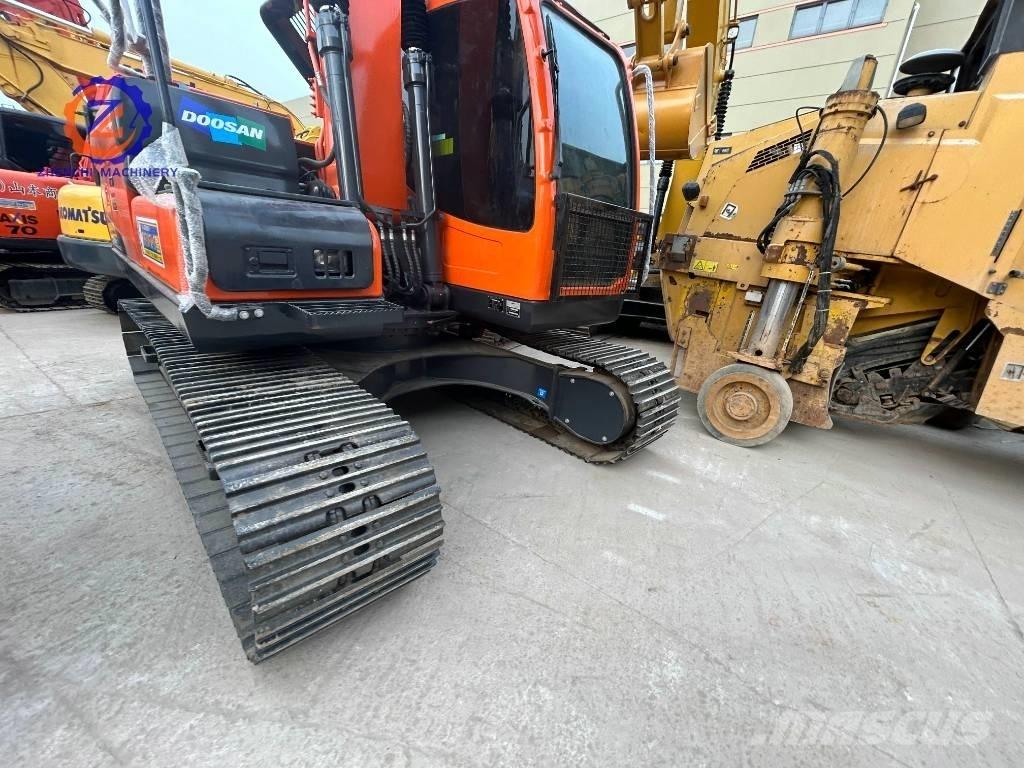 Doosan DX 150 Midi ekskavatörler 7 - 12 t