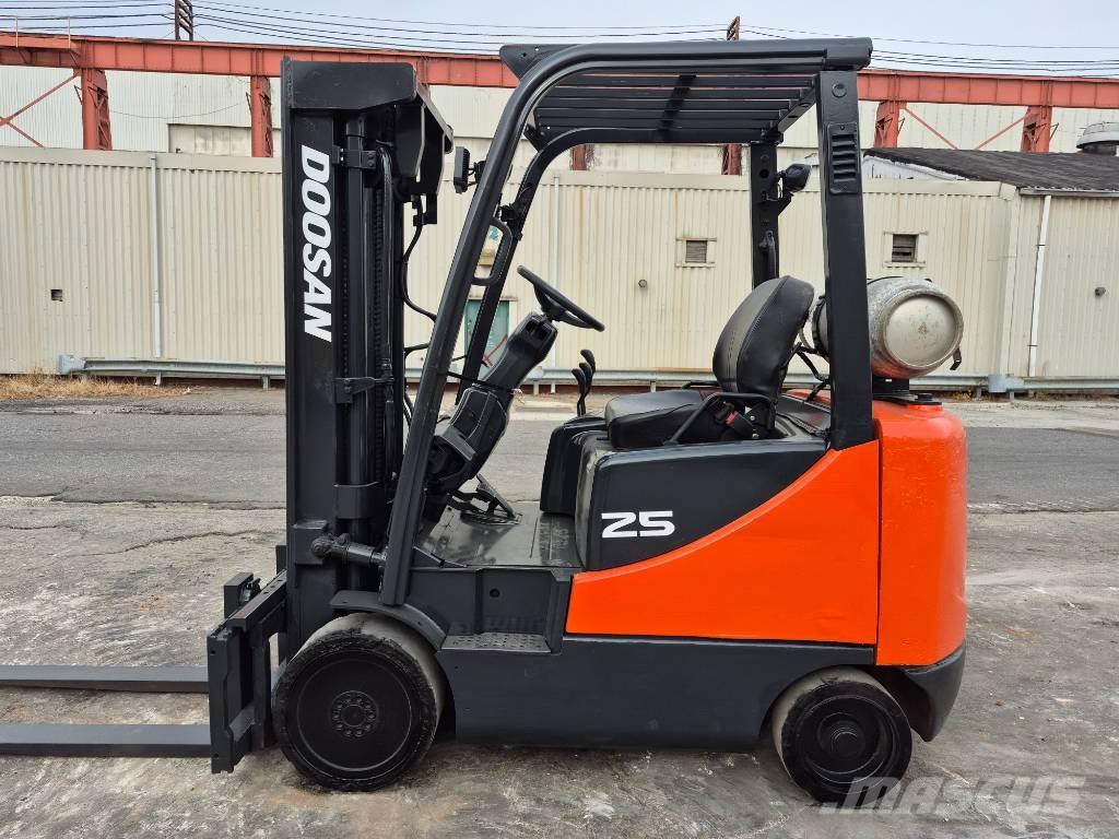 Doosan GC 25 E Diger