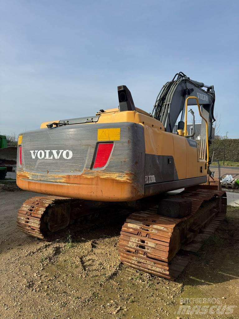 Volvo EC220DL Paletli ekskavatörler