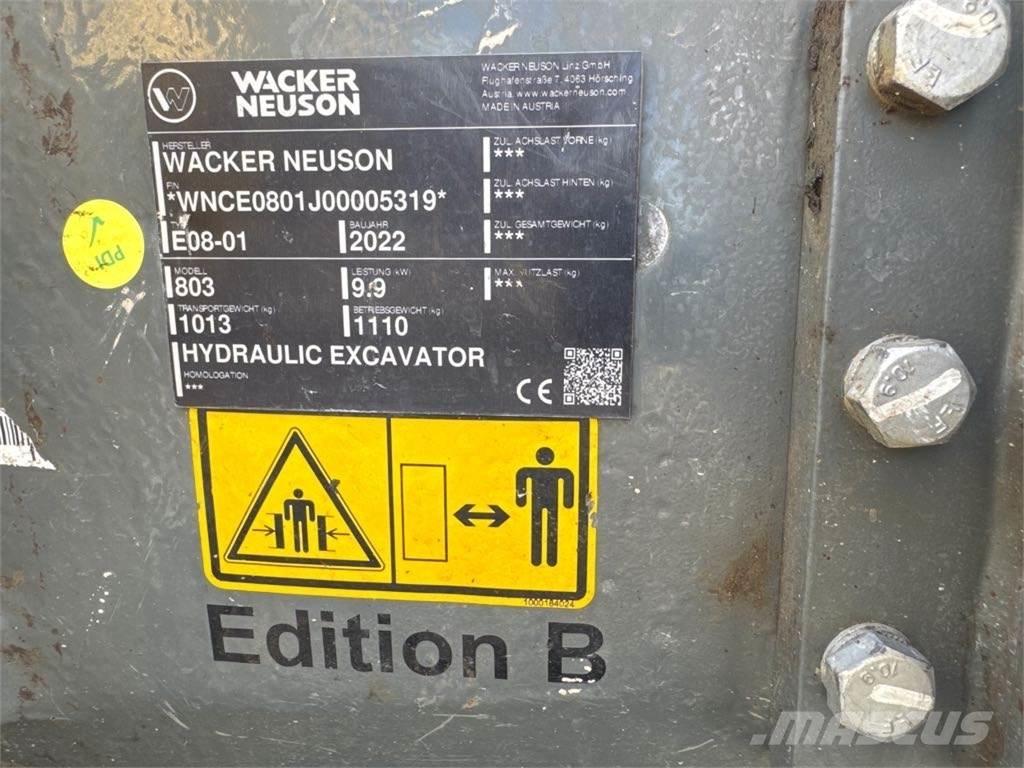 Wacker Neuson 803 Paletli ekskavatörler