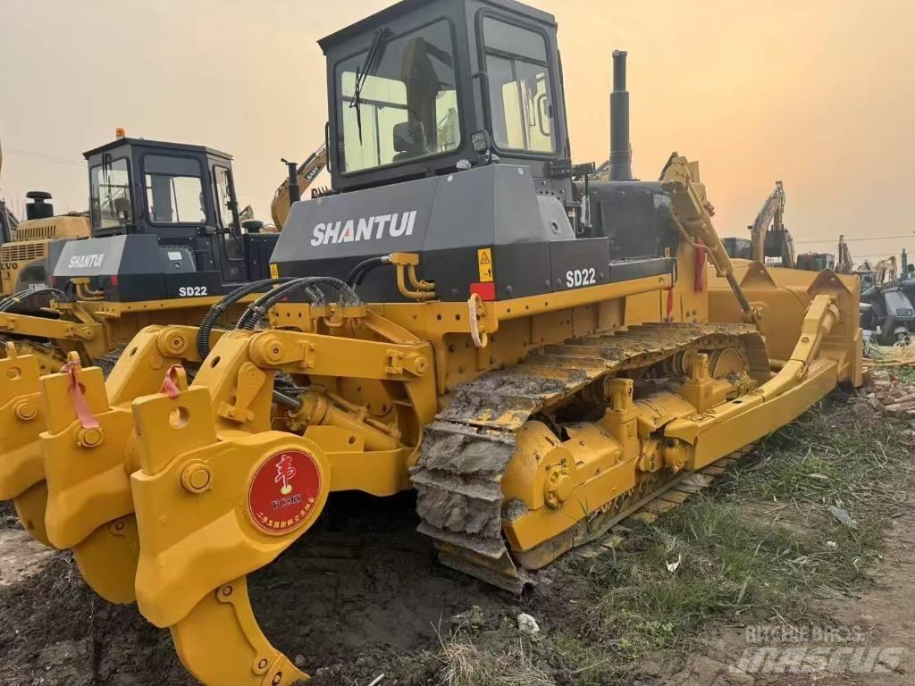 Shantui SD 22 Paletli dozerler