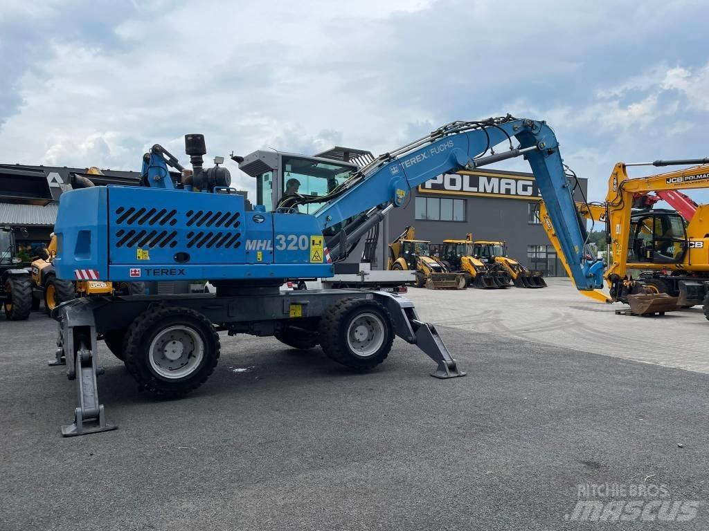 Terex FUCHS 320 Lastik tekerli ekskavatörler