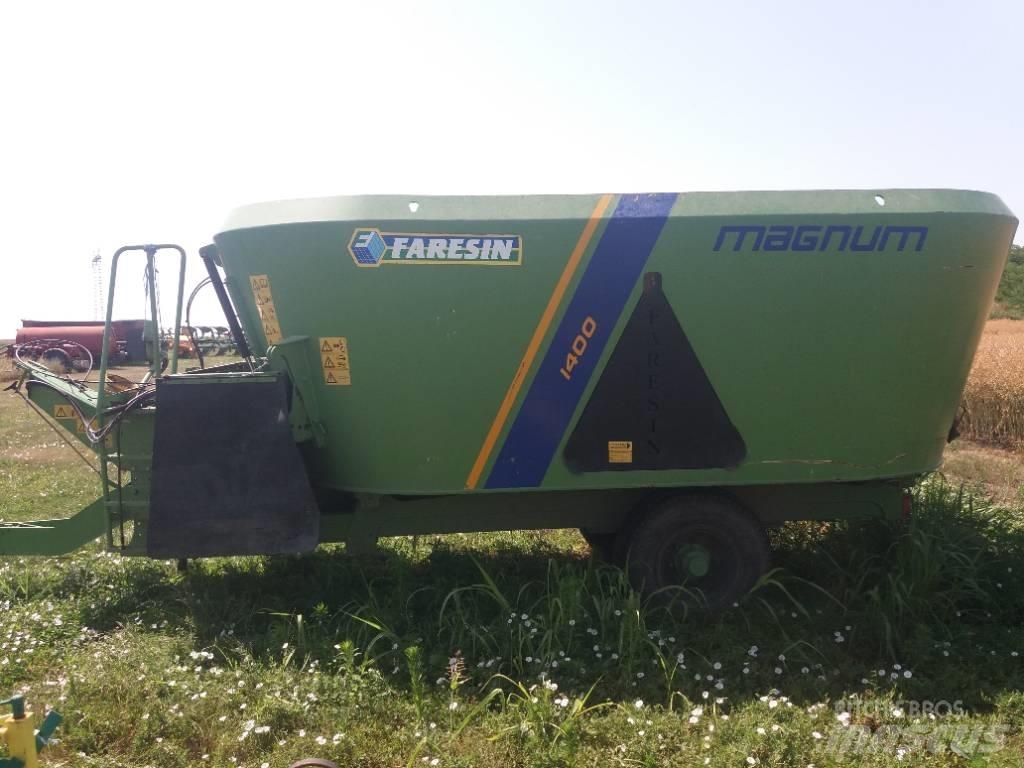 Faresin TMR-V-D 1400 Mikser besleyiciler