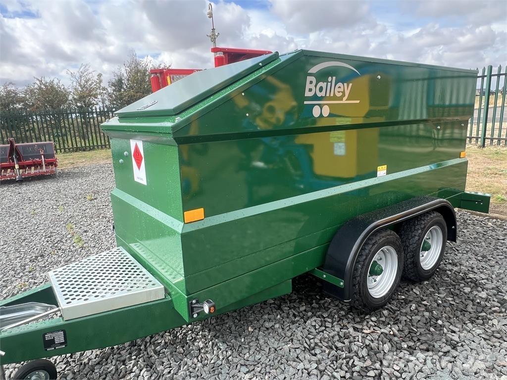 Bailey 2000L Gübre dagitma tankerleri