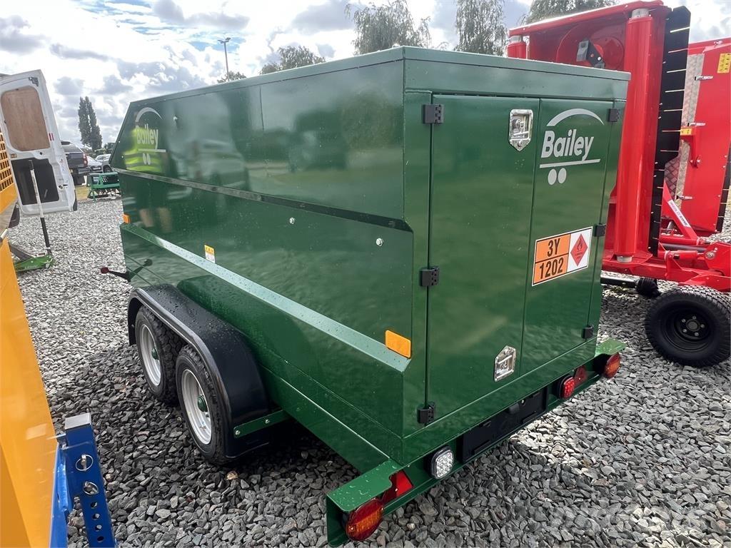 Bailey 2000L Gübre dagitma tankerleri