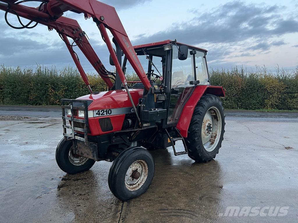 CASE 4210 Traktörler