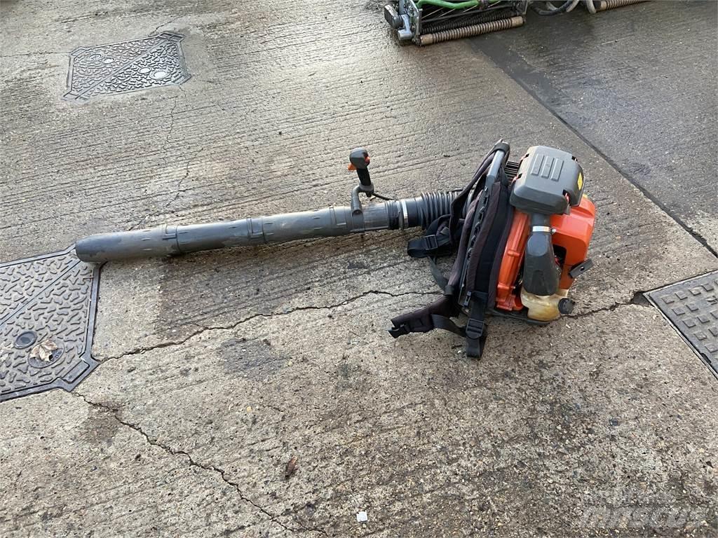 Husqvarna 570BTS Diger tarim makinalari