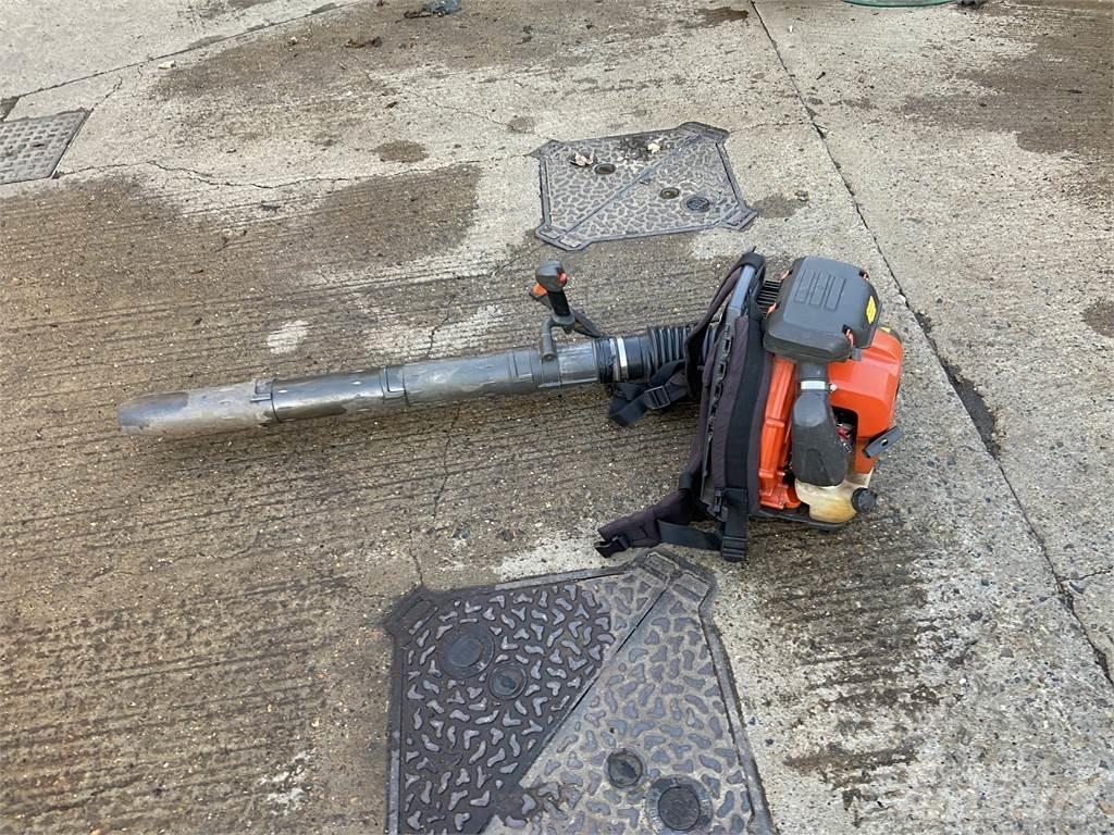 Husqvarna 570BTS Diger tarim makinalari
