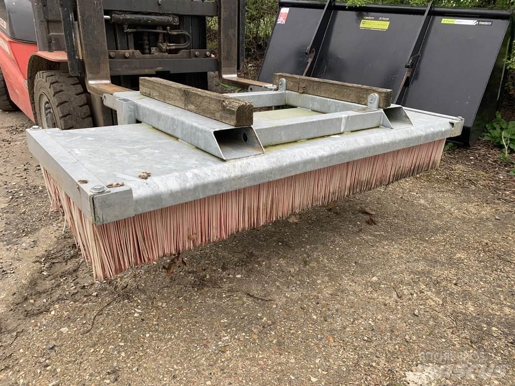 Jacobsen 6FT YARD Diger tarim makinalari