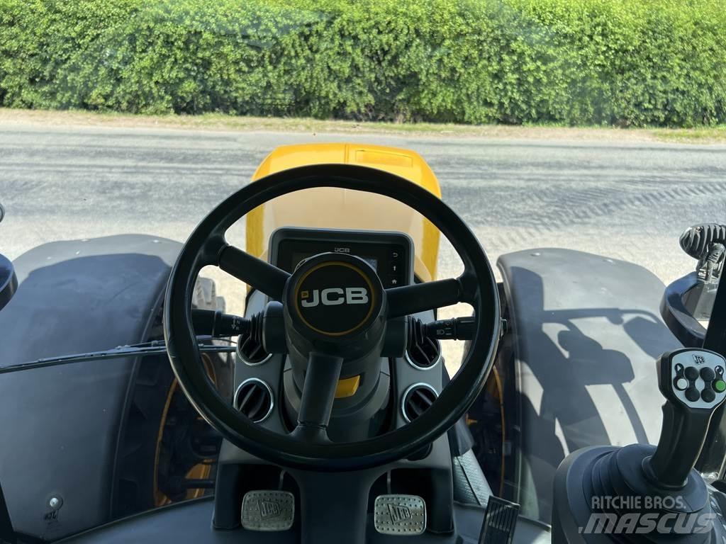 JCB 4220 FASTRAC Traktörler