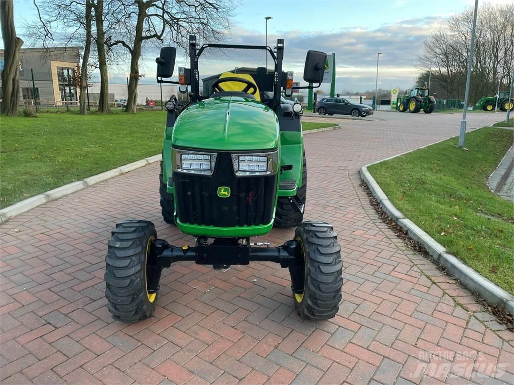 John Deere 2038R Traktörler