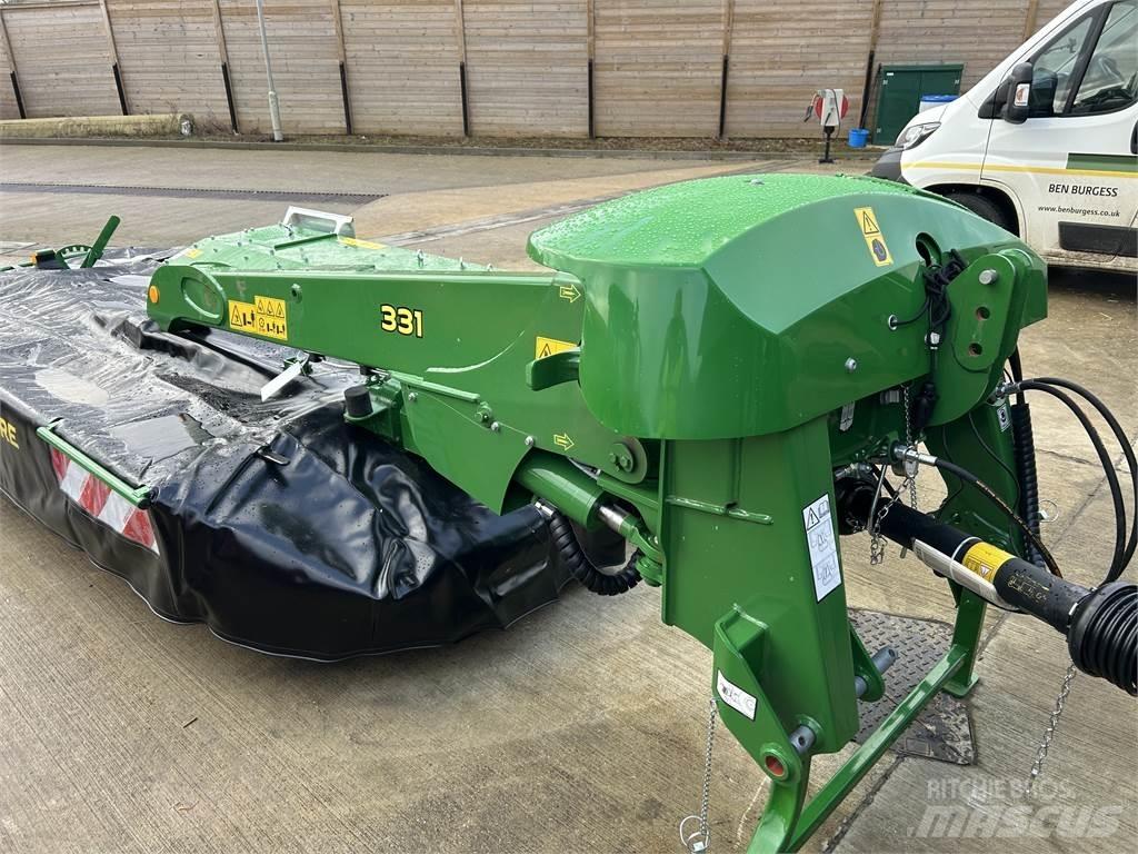John Deere 331 Diskli çayir biçme makinasi